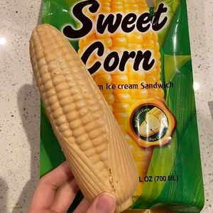 Meet your Posher, Candice